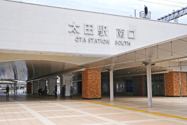 4.駅近で通いやすい！泰利高等学院 太田キャンパス